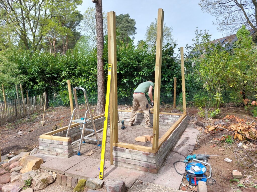 Kas Bouwen houten frame