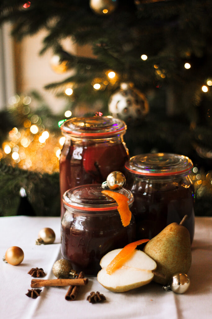 Stoofperen in rode wijn kerst