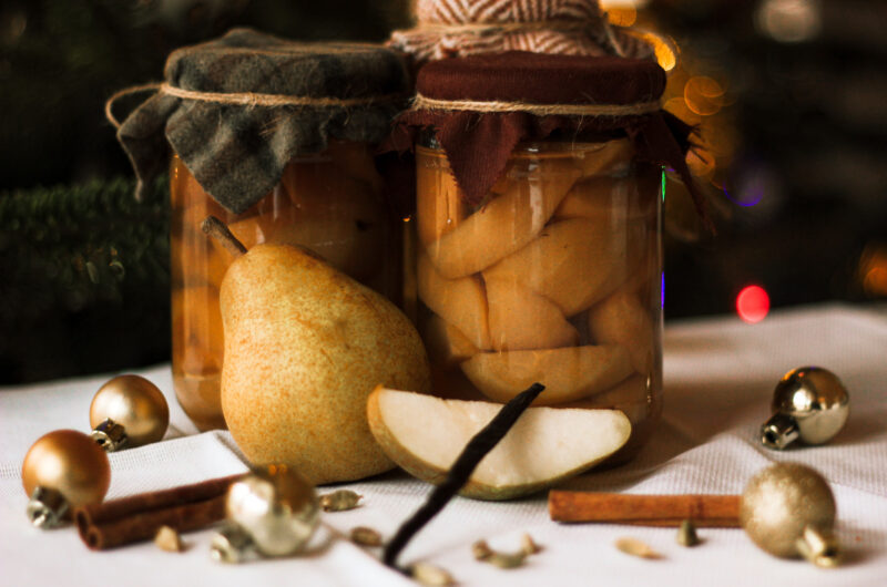 Stoofperen in witte wijn