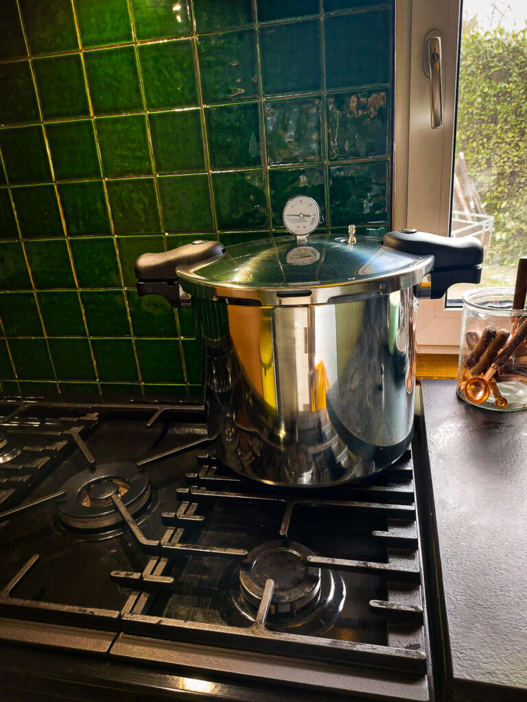 Pressure canner op fornuis