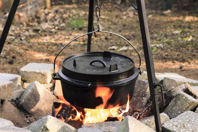 Buiten koken op vuur: rust, smaak en een heerlijk recept